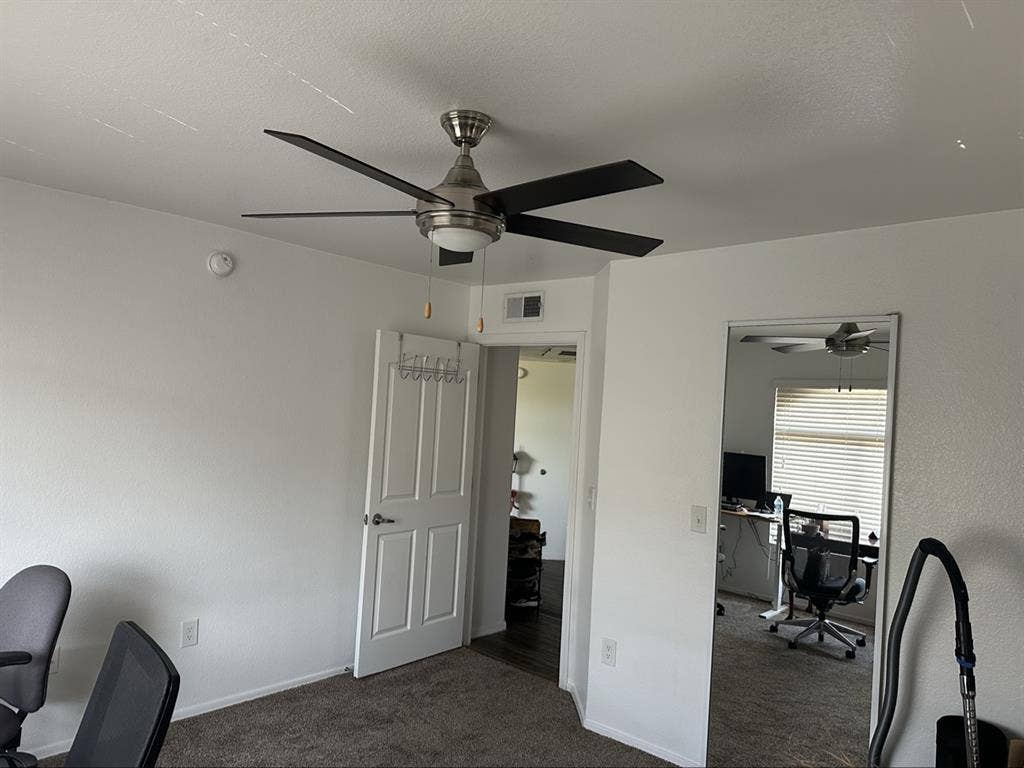 Lease Takeover – 2b2b Apt in Tempe