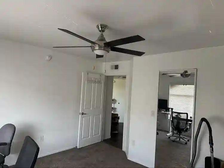 Lease Takeover – 2b2b Apt in Tempe