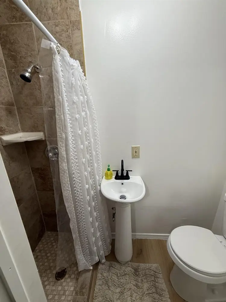 Private room for rent