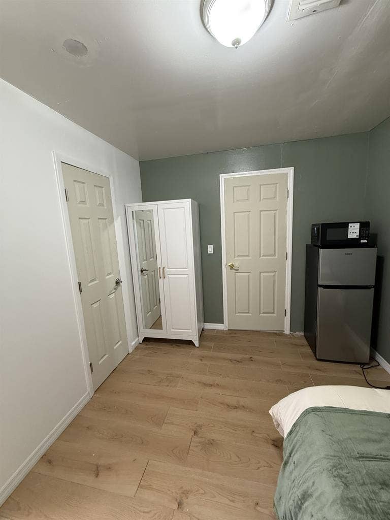 Private room for rent
