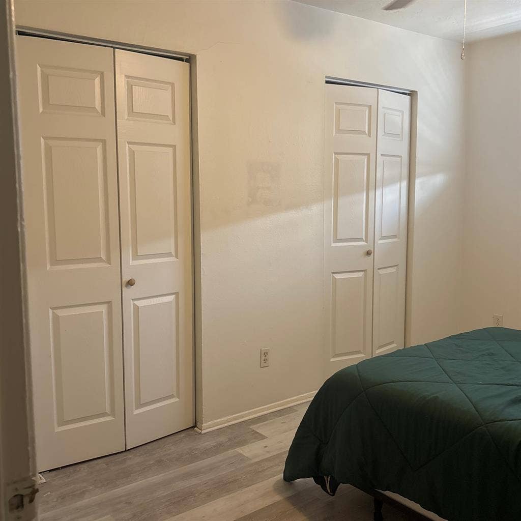 ABQ ROOM