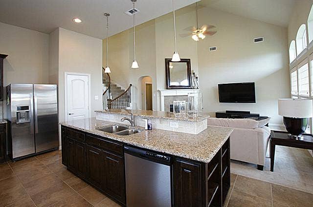 Private Owner Suite & Bath - Female