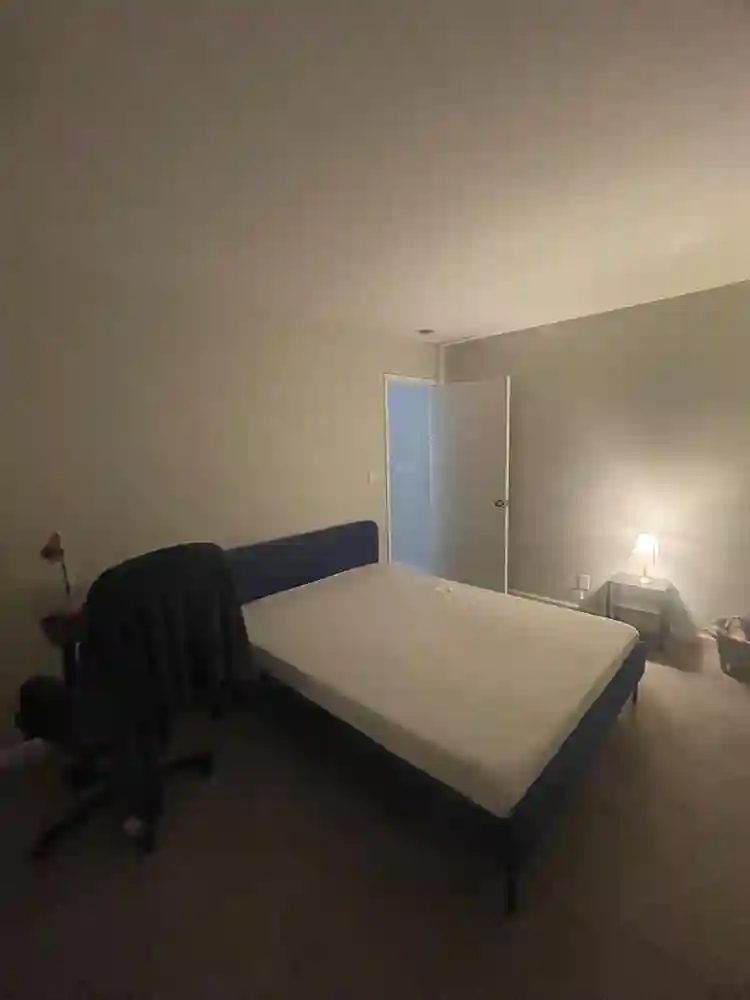 1 private furnished room available
