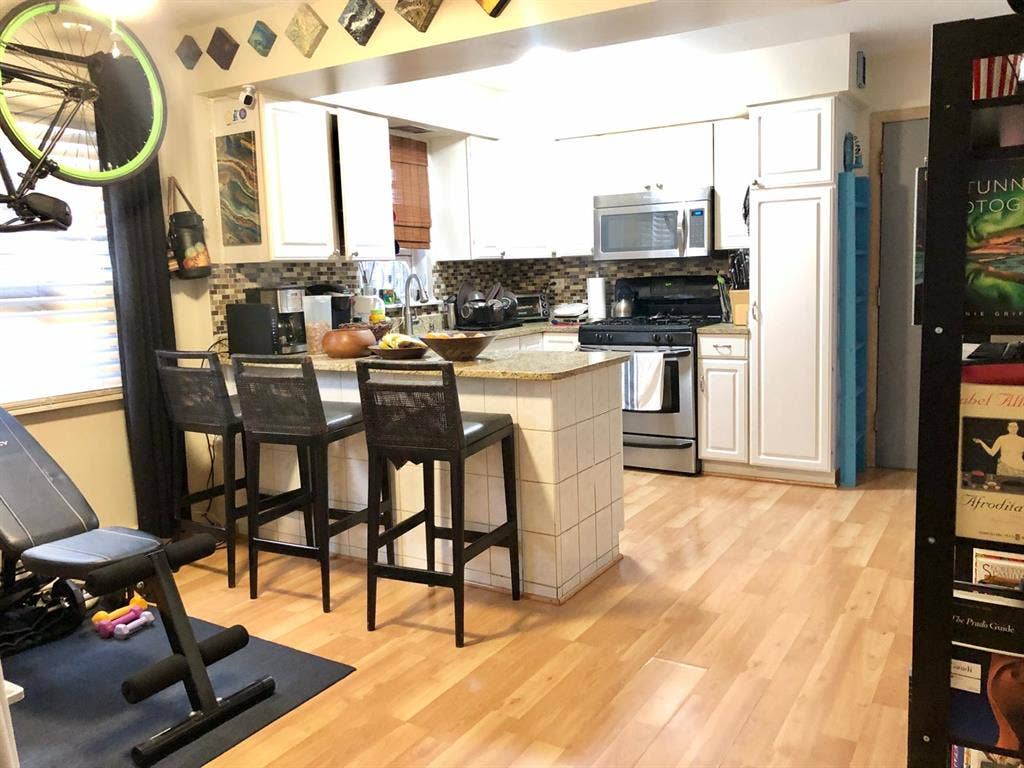 Private Bedroom for Rent