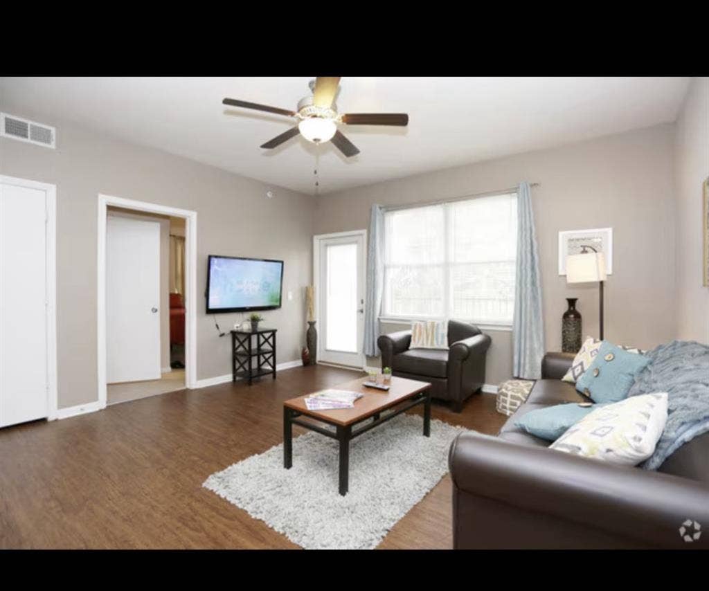 Re-Lease Available