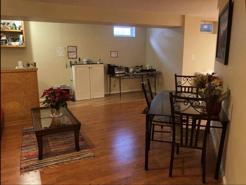 $ 600 / 1 br pre fem for rent