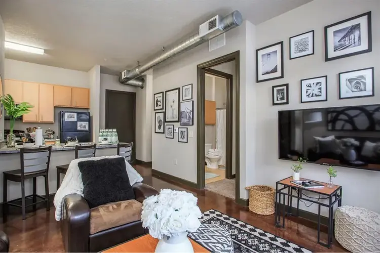 Move in ASAP