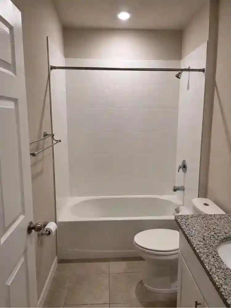 Private Suite, Kitchen & Bath