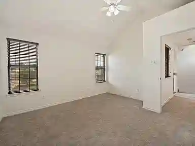 3bed/2.5bath; 2 Story; 1304 sq ft