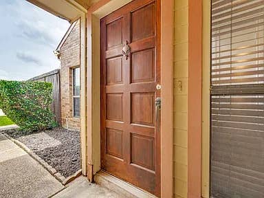 3bed/2.5bath; 2 Story; 1304 sq ft