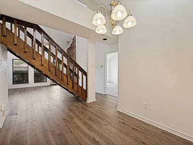 3bed/2.5bath; 2 Story; 1304 sq ft