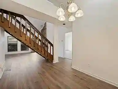 3bed/2.5bath; 2 Story; 1304 sq ft