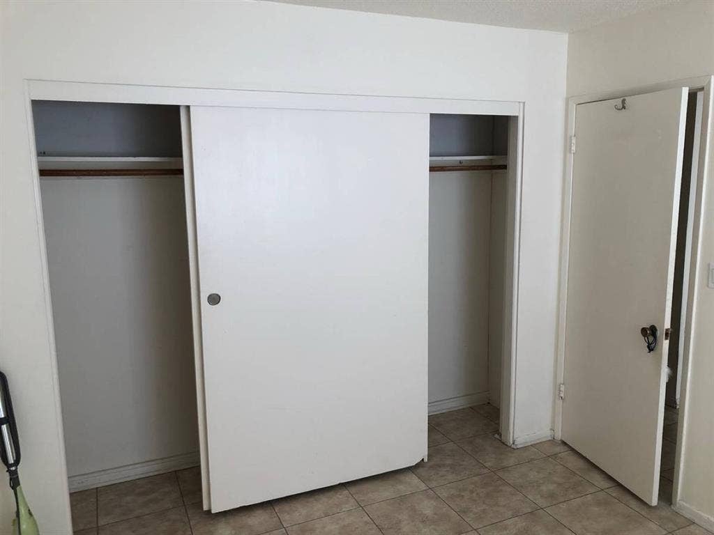 Eastside Costa Mesa room $1550 -