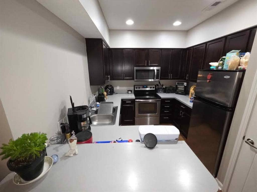 Furnished room for rent