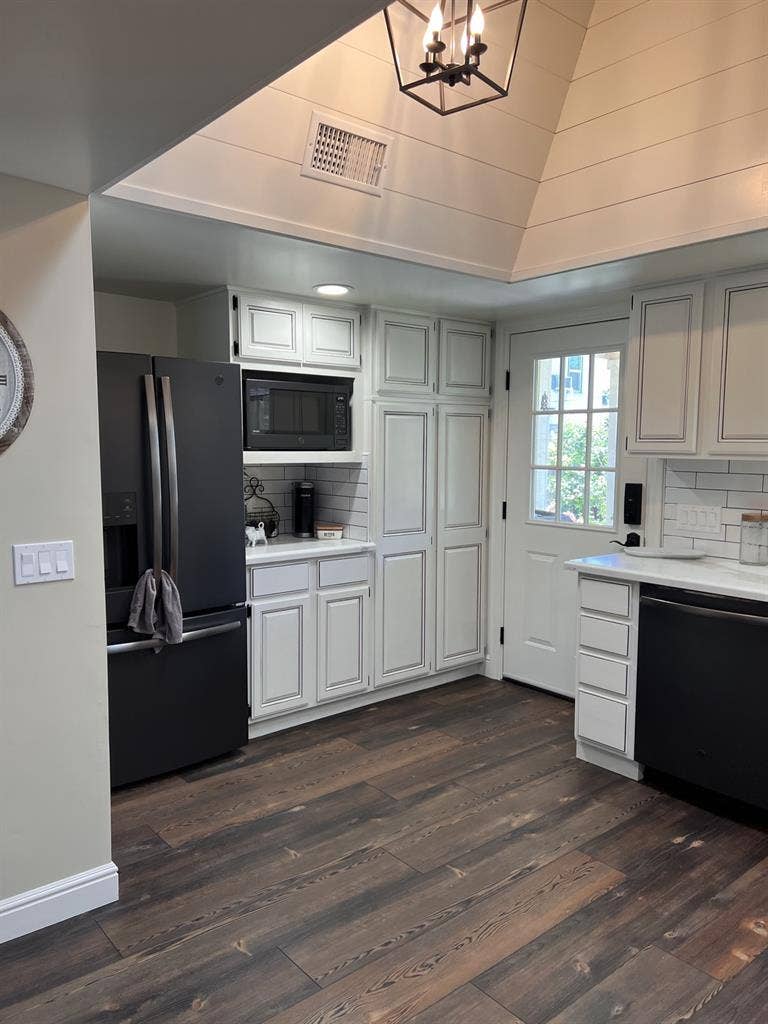 Cute room for rent in La Verne