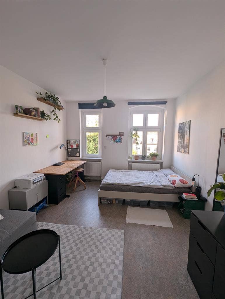 Free room in queer shares apartment