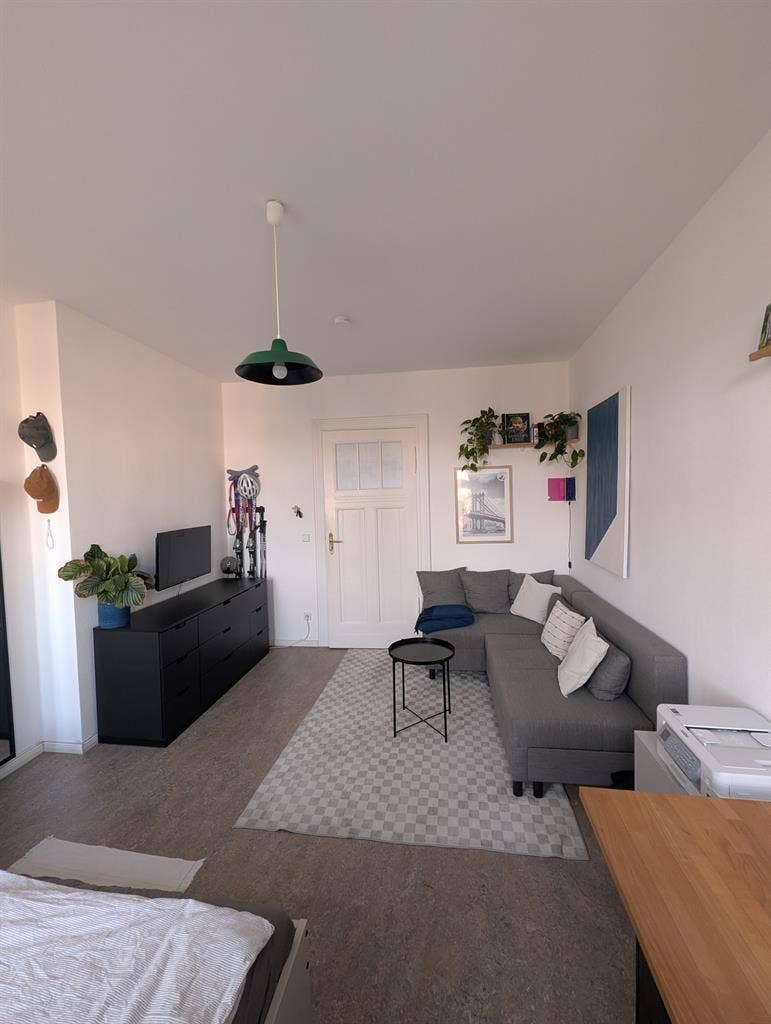 Free room in queer shares apartment