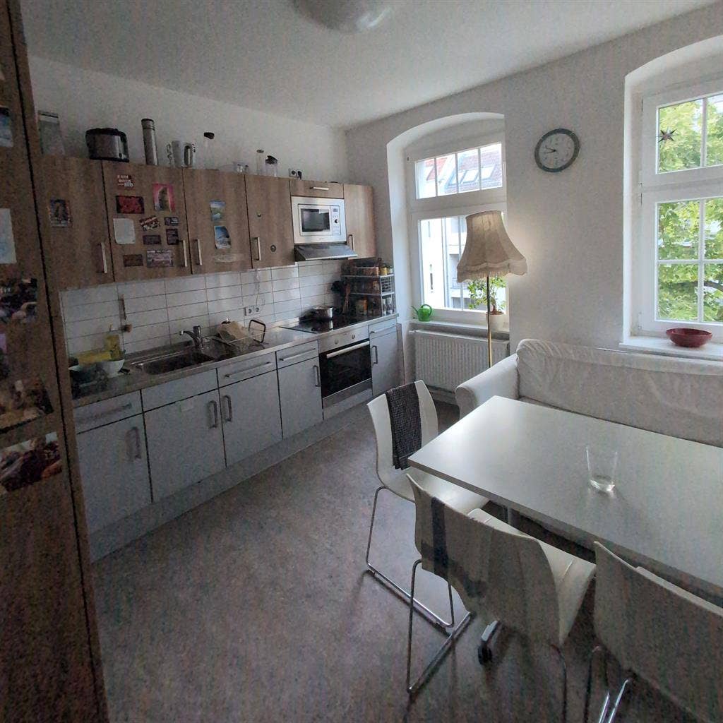Free room in queer shares apartment