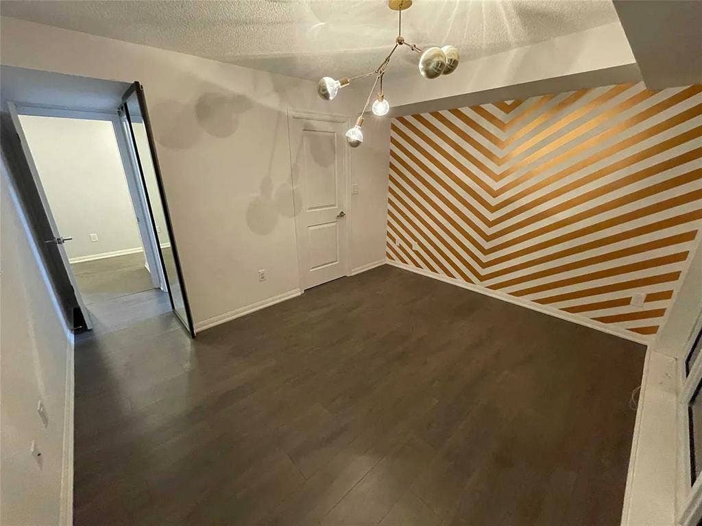 🏙️ Private Room + Ensuite