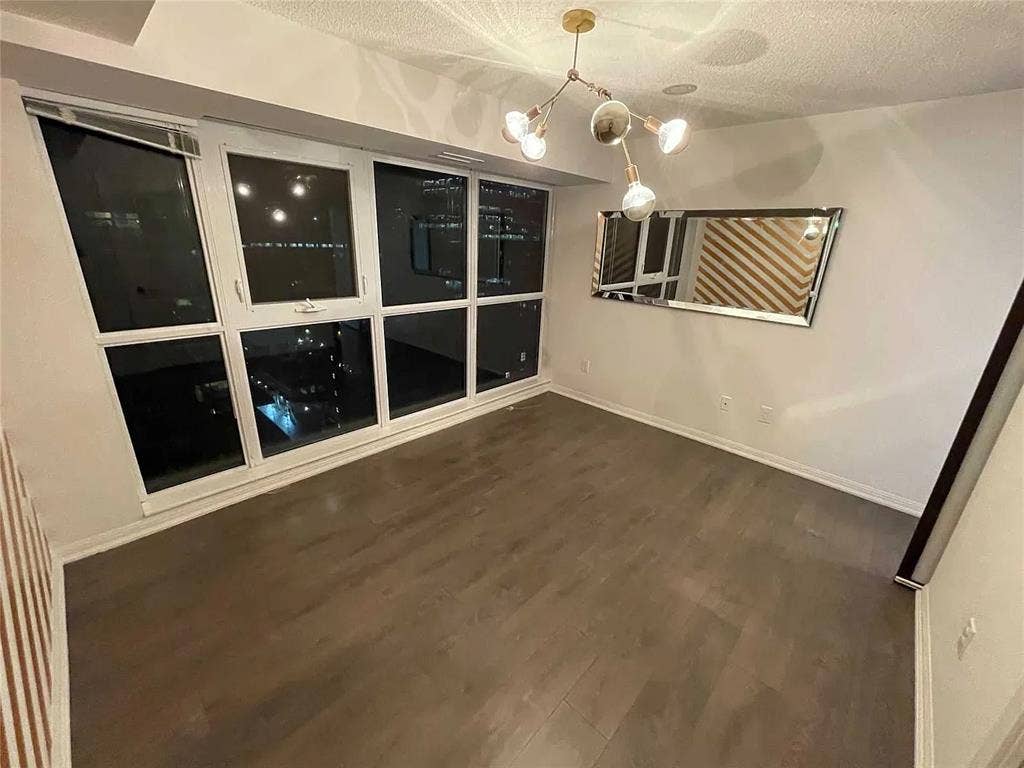 🏙️ Private Room + Ensuite