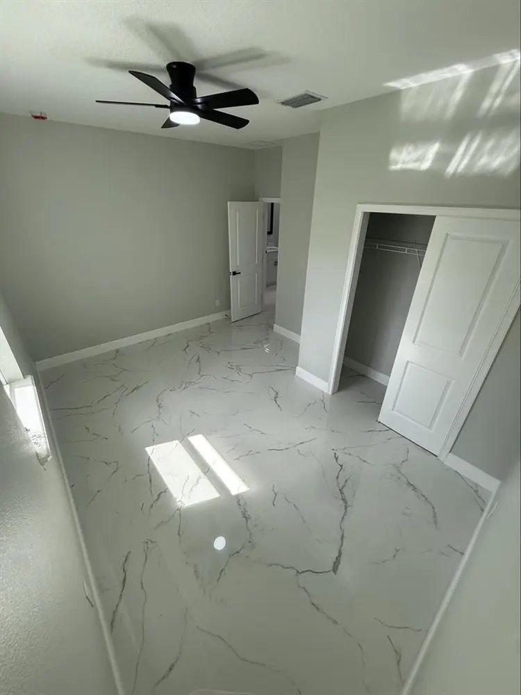 Private Bedroom Available – Female