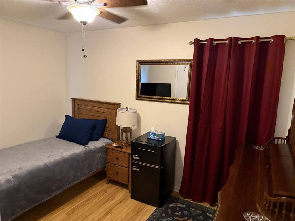Fully furnished room, mini frigdge