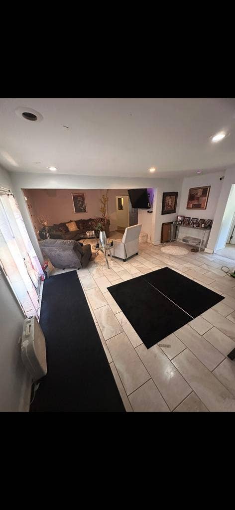 Fully Furnished room