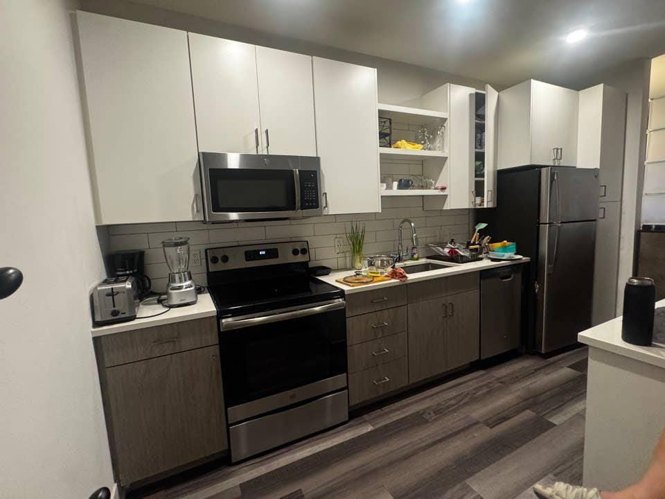 Affordable Downtown Apartment
