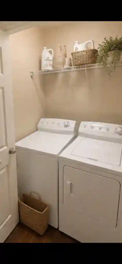 Private Room/Bathroom for Rent