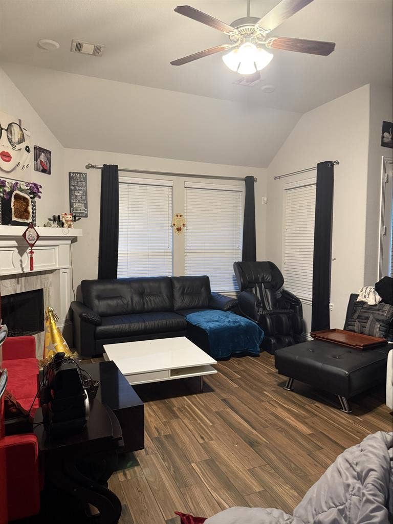 Large room with walking closet