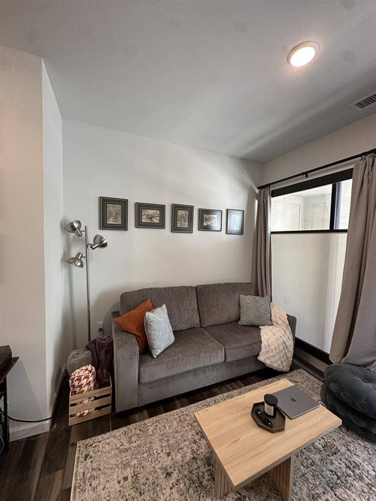 1 Bed 1 Bath - Downtown Cincinnatii