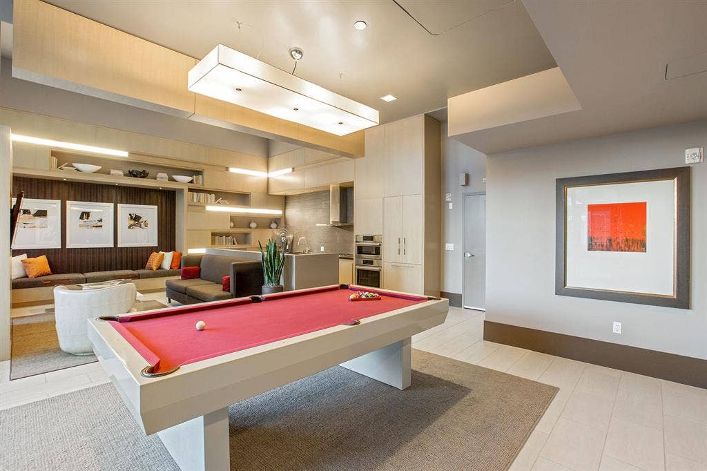 Nr SF Caltrain Furnished Bedroom