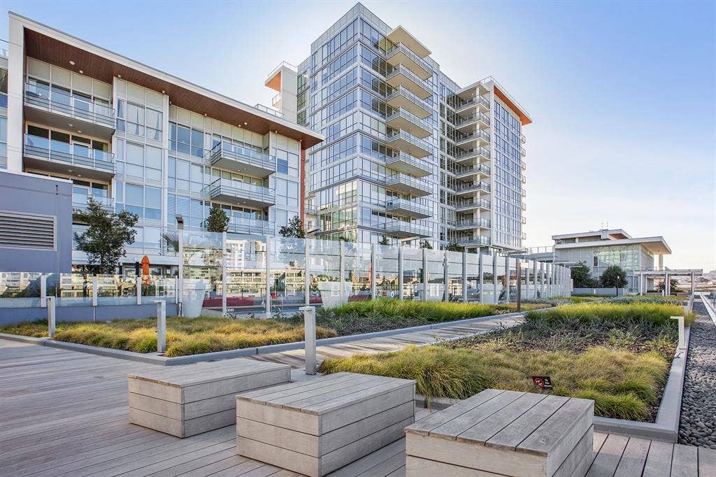Nr SF Caltrain Furnished Bedroom