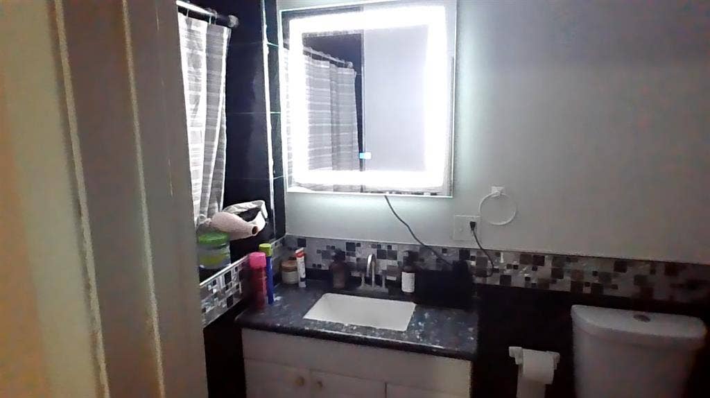 SPACIOUS ROOM FOR RENT WITH BRM