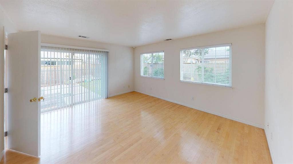 1 BR in Redwood City