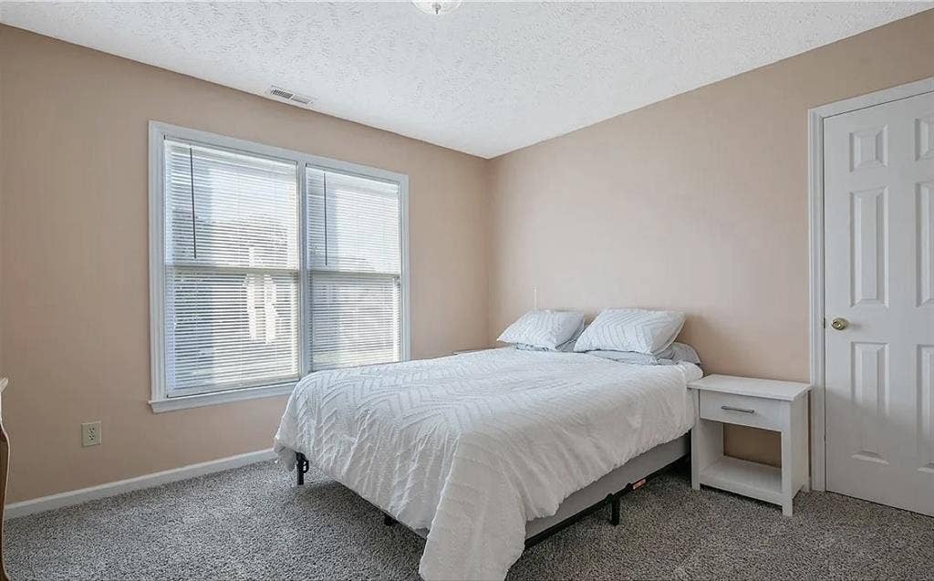 Private Room for rent