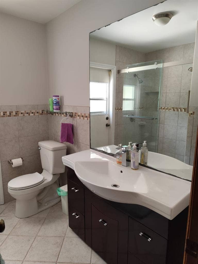 Spacious, furnished room in a home