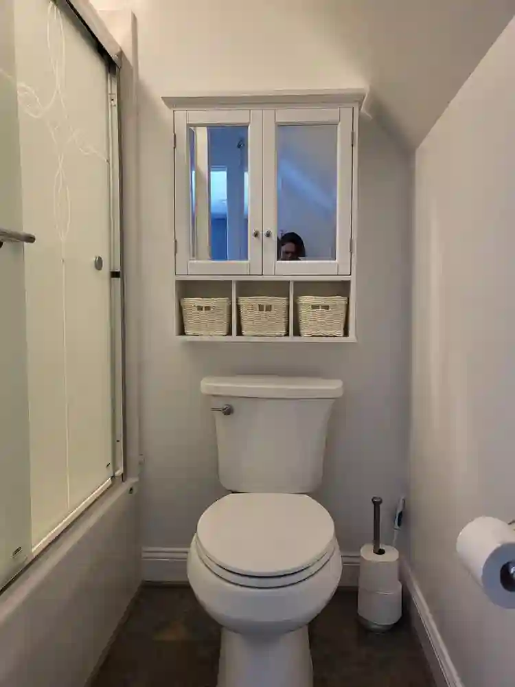 1000 acres; Furnished 1 bedroom