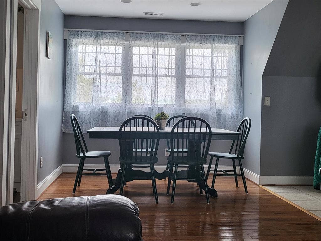 1000 acres; Furnished 1 bedroom 