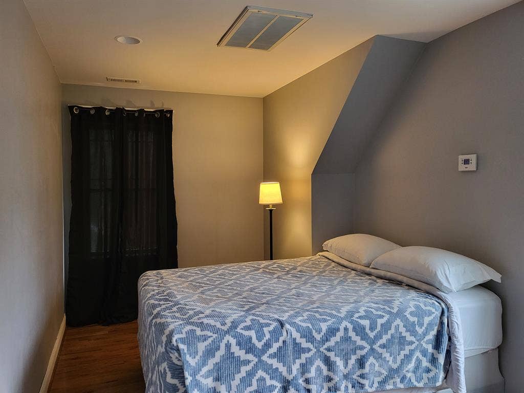 1000 acres; Furnished 1 bedroom 