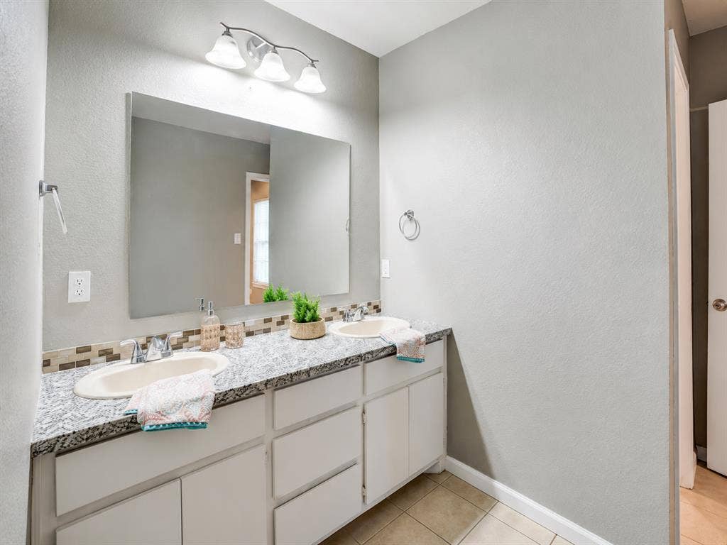 4BR Shared Home Near TTU