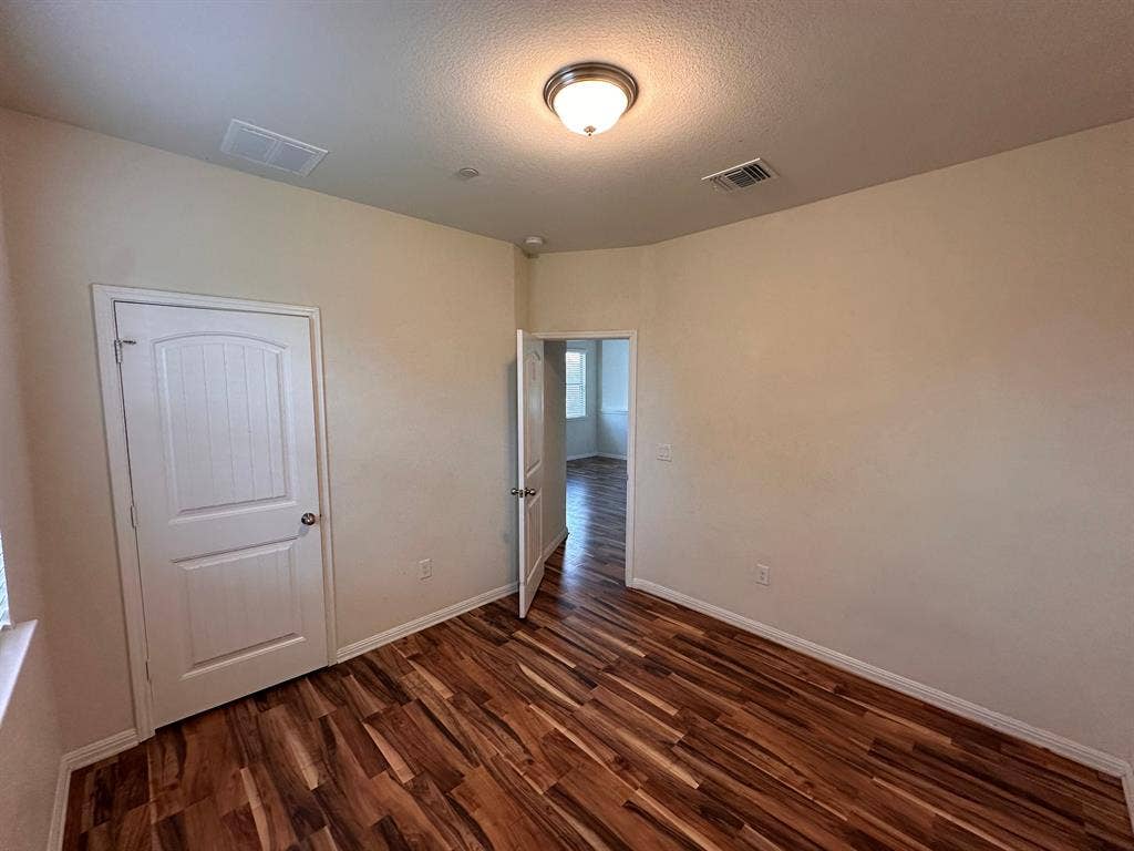 3 BR in Round Rock
