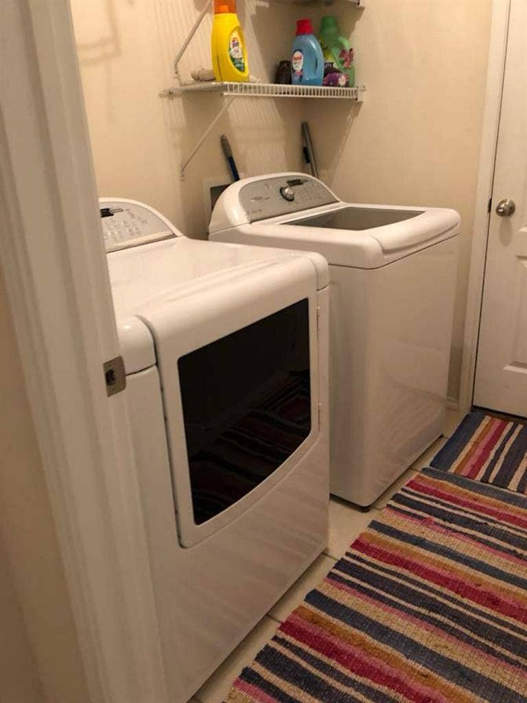 Cozy furnished room