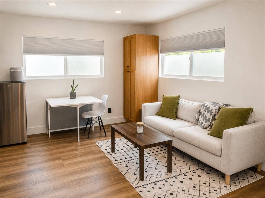 Private Furnished Studio