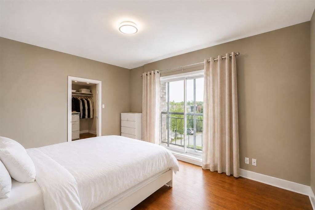 Large 2 bedroom with indoor parking