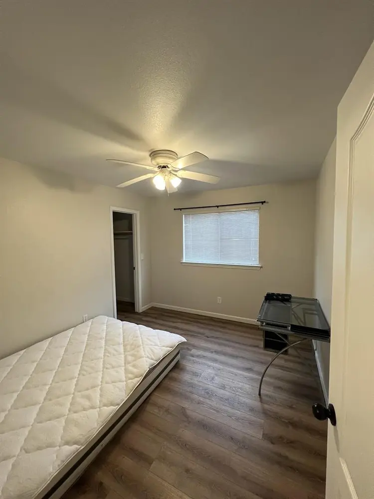 Clean & Cozy Room (Drama Free!)