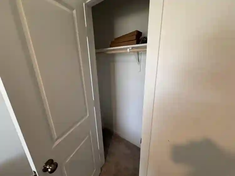 Private Room + Bathroom Access
