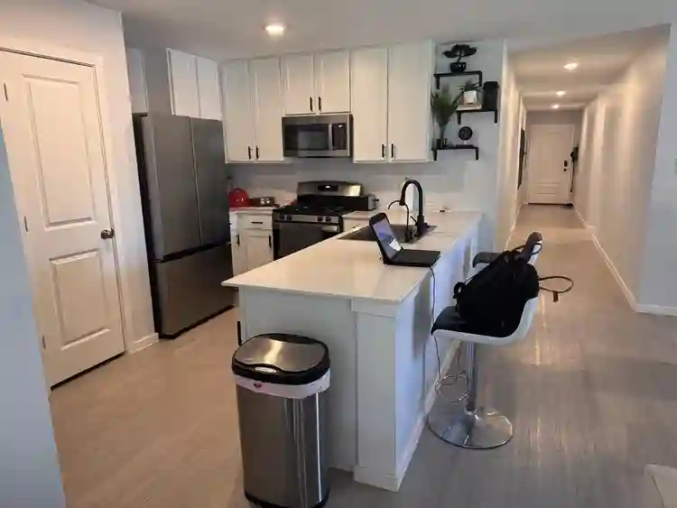 Private Room + Bathroom Access