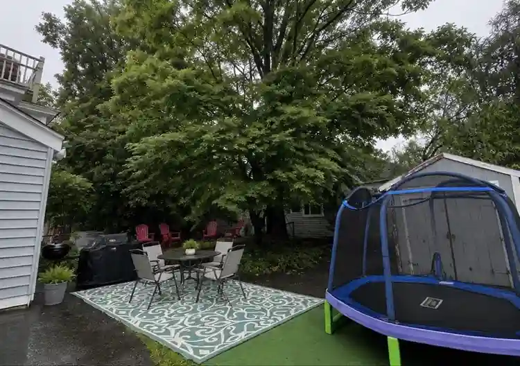 Room for rent by Umass Lowell