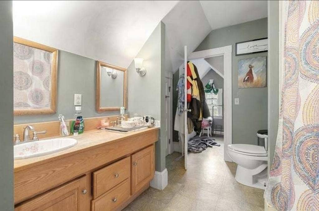 Room for rent by Umass Lowell